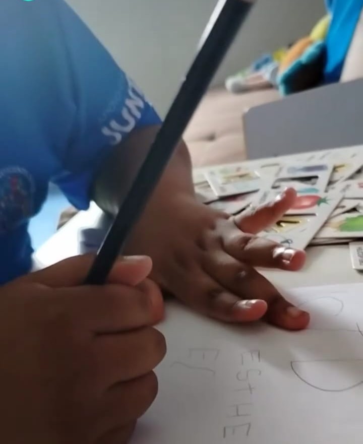 Coordenação motora fina - Desenho