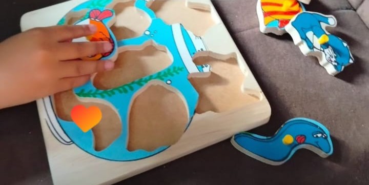 Encaixe de dinossauros